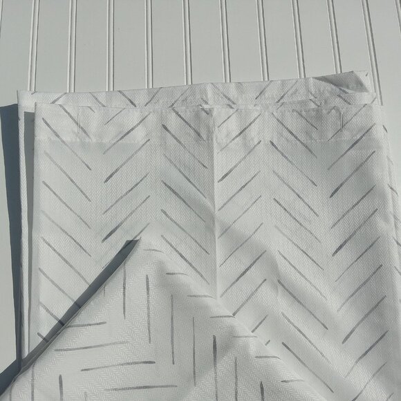 JINCHAN Shower Curtain 70 x 71.5 Inky Herringbone Chevron Zig Zag White Black - Picture 8 of 16